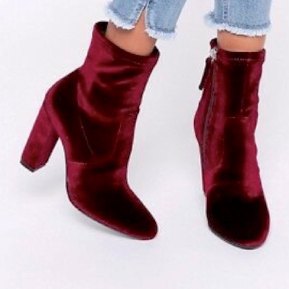 Steve Madden velvet booties